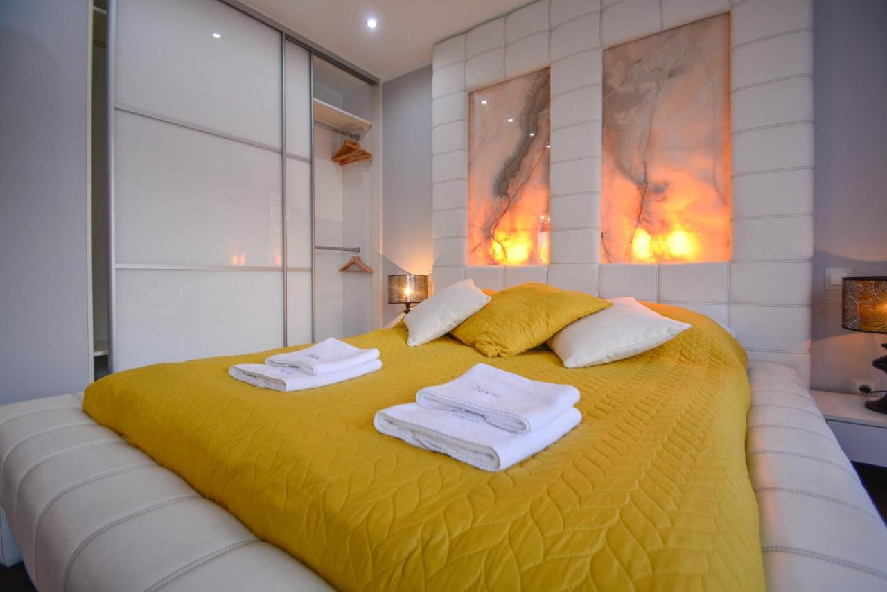 Apartamenty Bryza - Chelmonskiego - Parking - Centrum ชวีโนวิชแจ ภายนอก รูปภาพ
